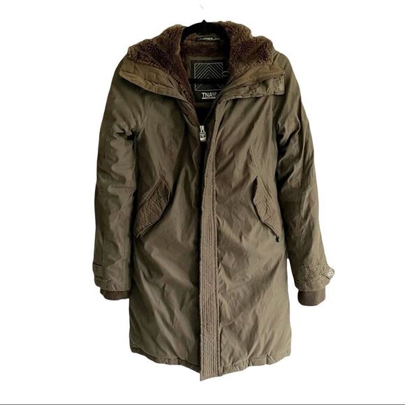 ARITZIA Tna Aspen Winter Parka Jacket Coat Hood Olive Army Green XS - Picture 2 of 9